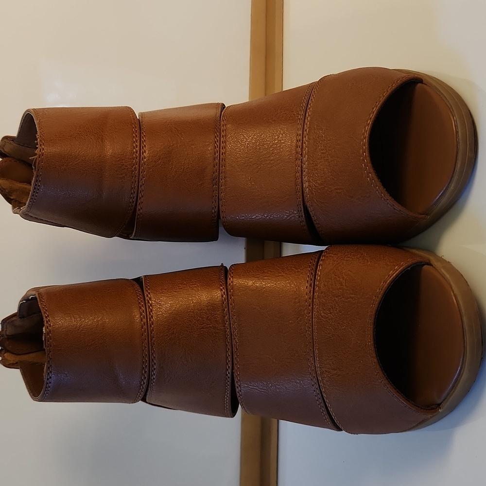 Sonoma Life+Style Saddle Brown Peep Toe Booties – Size 8.5 - Picture 2 of 13